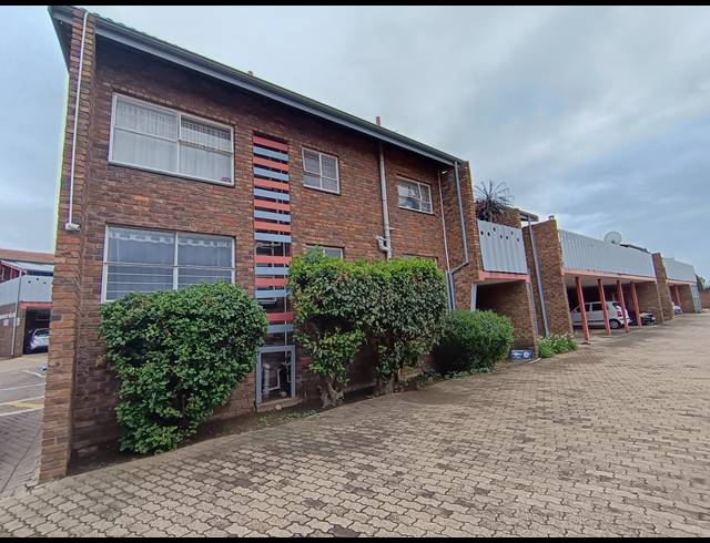 3 BEDROOM APARTMENT FOR SALE IN BRACKENDOWNS